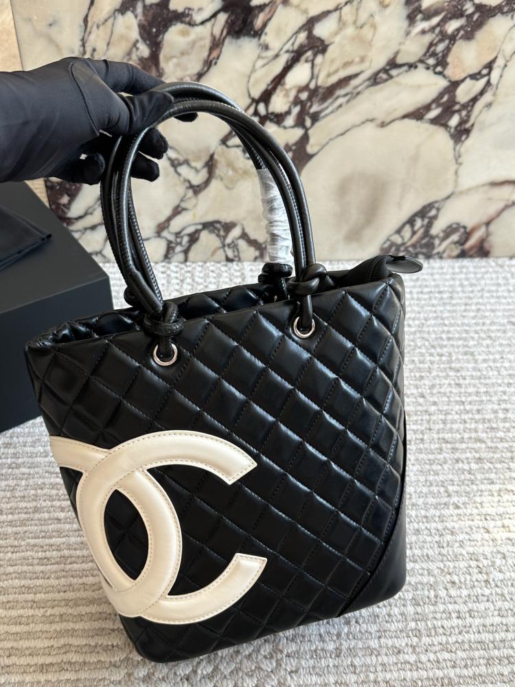 شنطة ch الترند