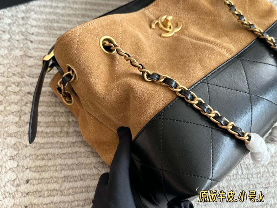 شنطه الفخامة العملية من ch