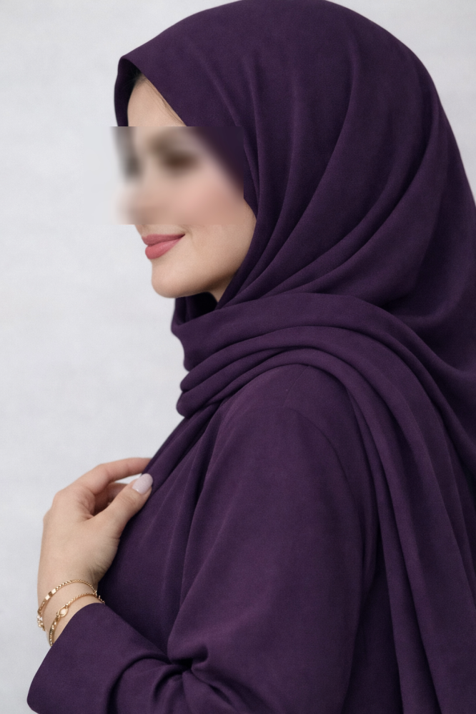 عباية ريهام بلون برقوقي (بنفسج غامق) مع طرحة مطابقة
