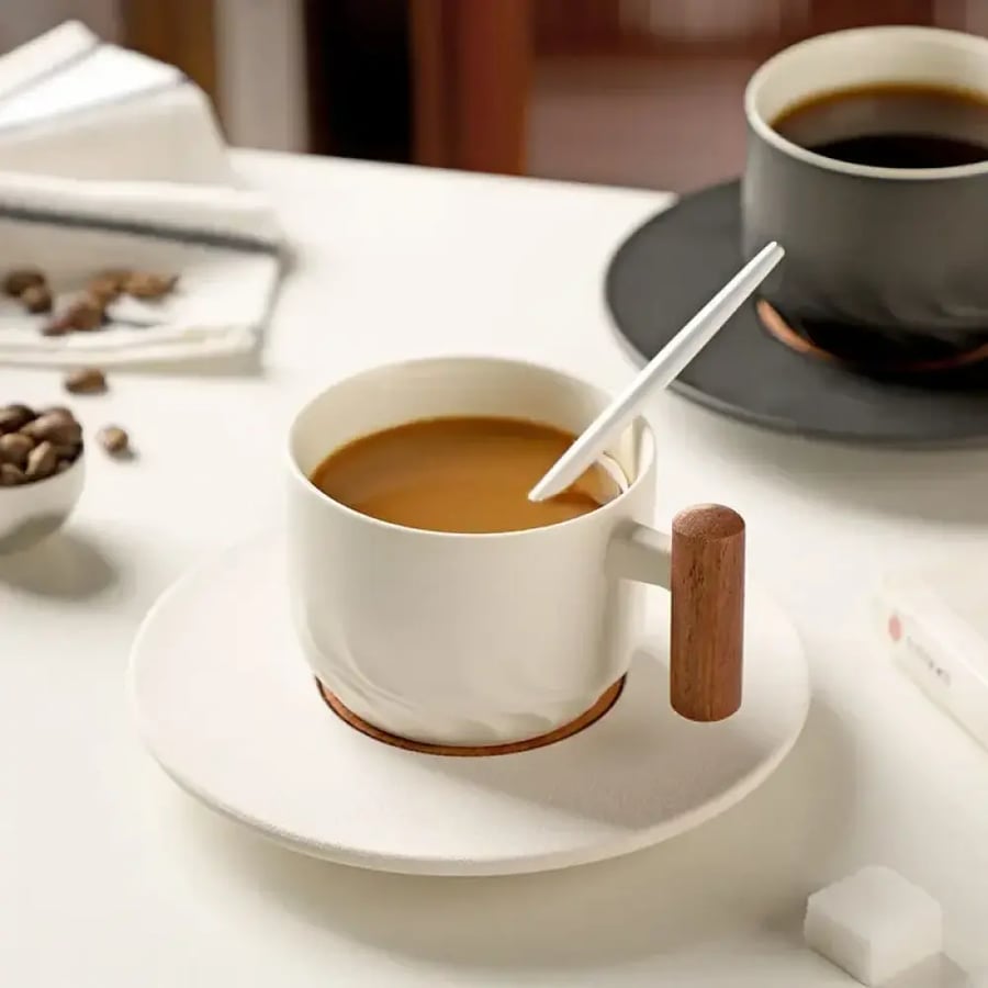 كوب سيراميك ياباني 130ML مع صحن ومقبض خشبي