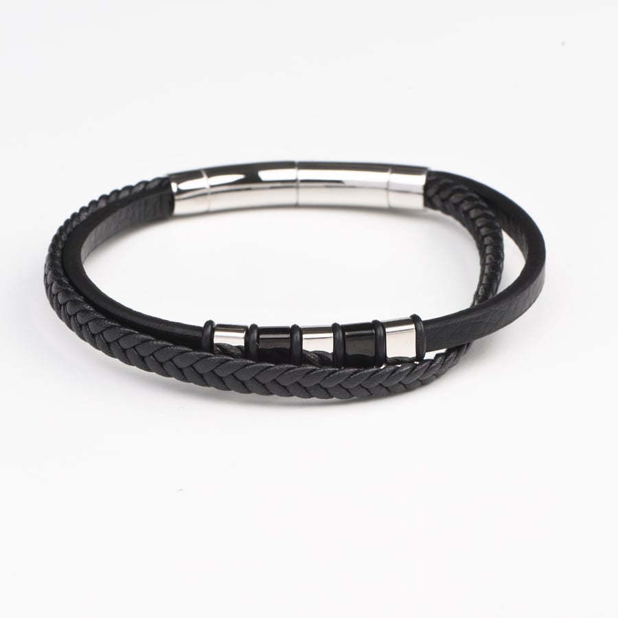 Men's bracelet from the masterpieces of Geneva