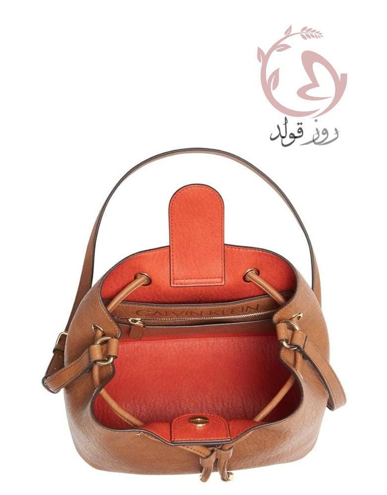 شنطة كروس بودي كالڤن كلاين