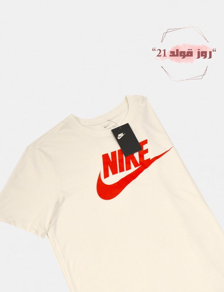 تي شيرت رجالي من Nike