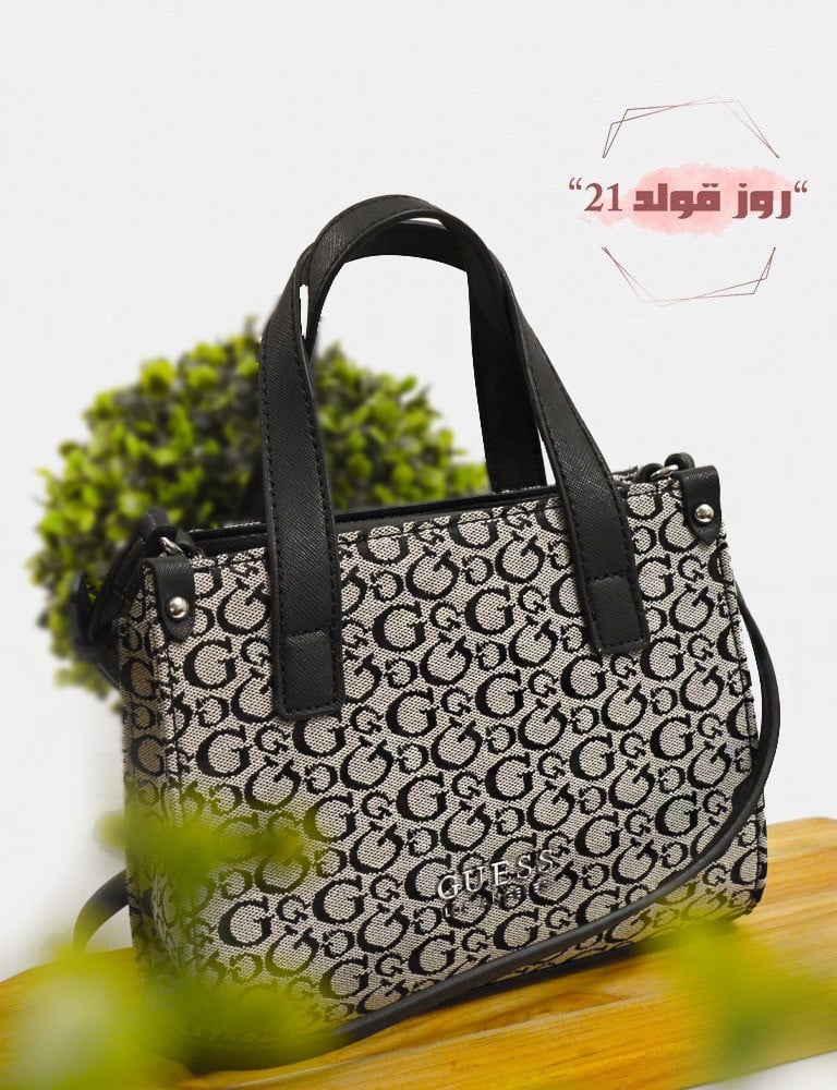 شنطة اصليه ماركة جس Guess Handbag