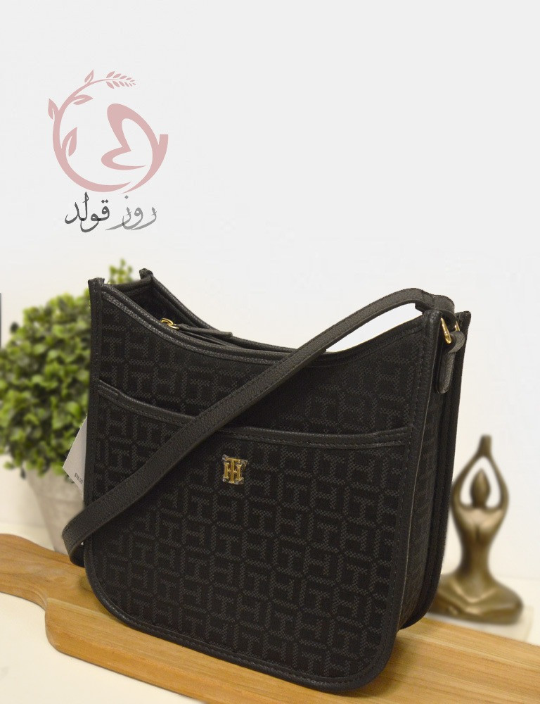 شنطه كروس تومي هلفيغر