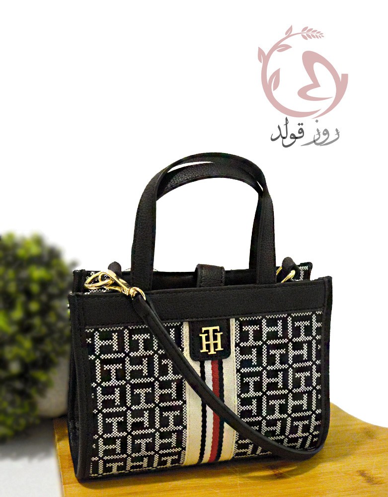 شنطه كروس بودي تومي هلفيغر