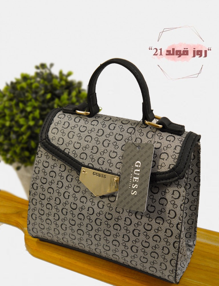 شنطة اصليه ماركة جس Guess Handbag