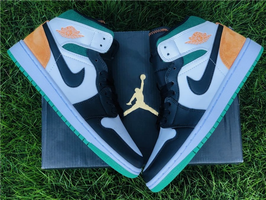 Air Jordan 1 Mid SE "Oakland"