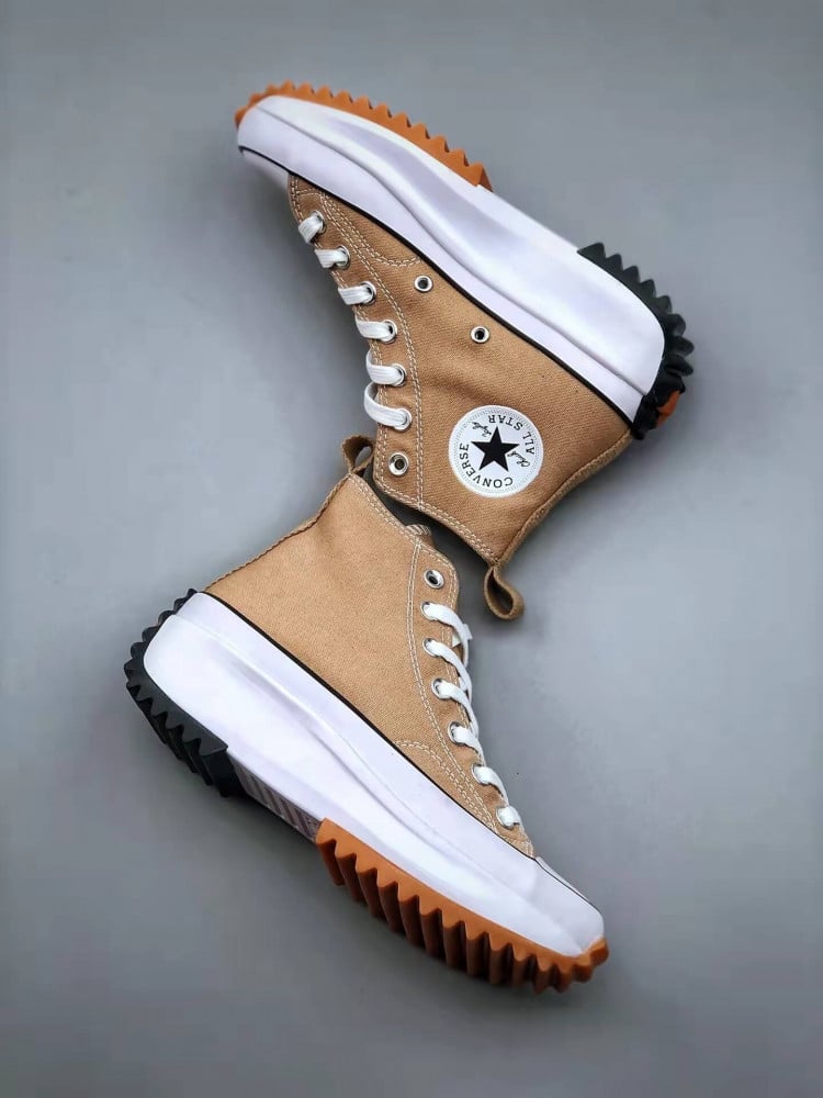 Converse Unisex Run Star Hike Platform Canvas Shoe Brown