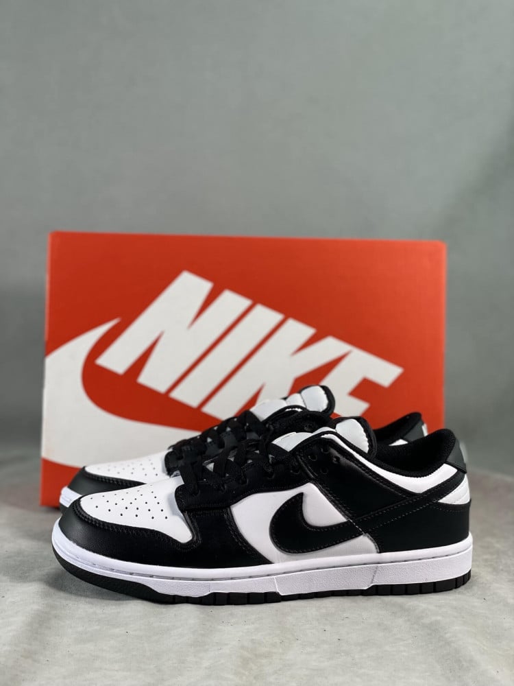 Nike Dunk  Low Panda "Black / White