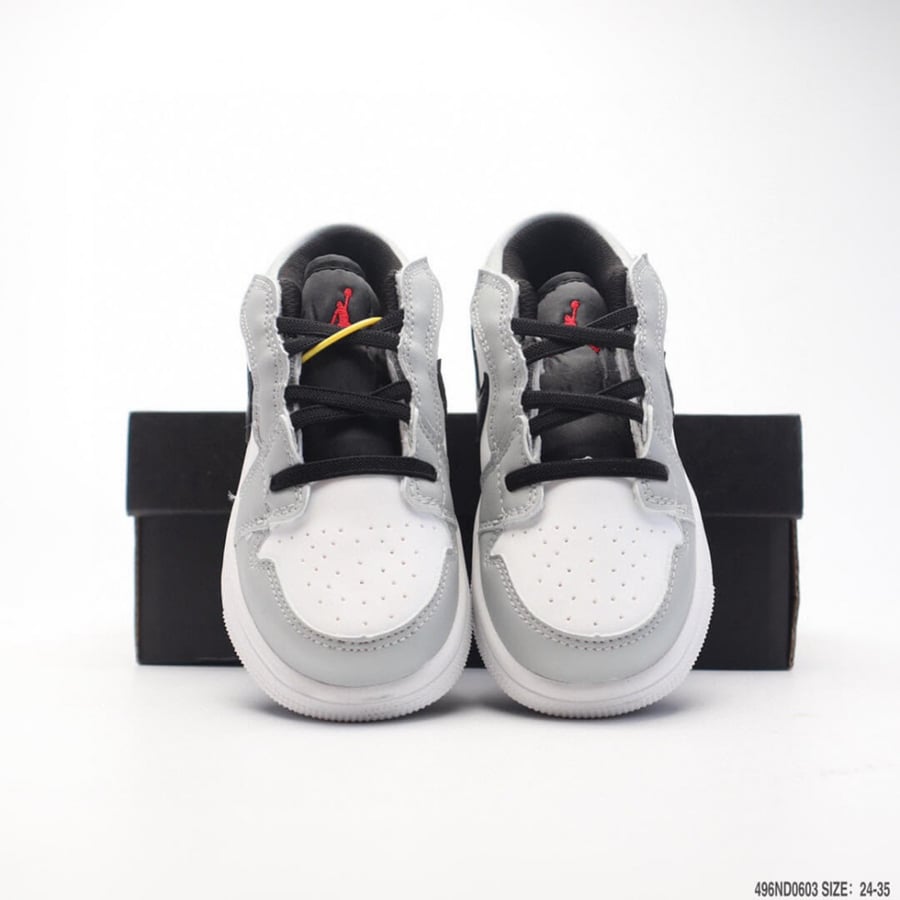 Nike Jordan 1 اطفال