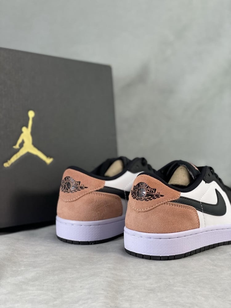 Air Jordan 1 Retro Low OG GS 'Bleached Coral'