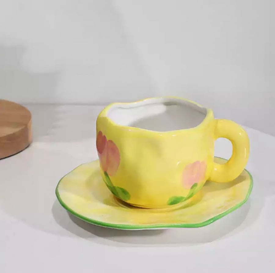 كوب سيراميك اصفر مورد(300مل)