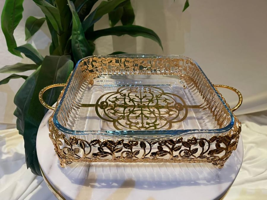 Golden Pyrex square tray