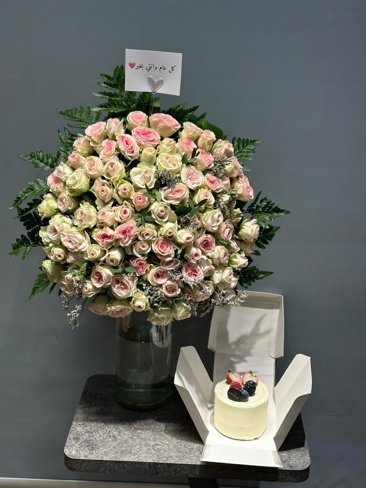 Natural rose water with cake