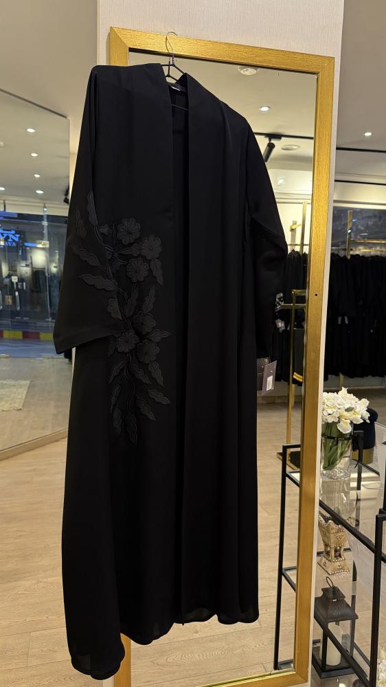 عباية كلوش تطريز EN666