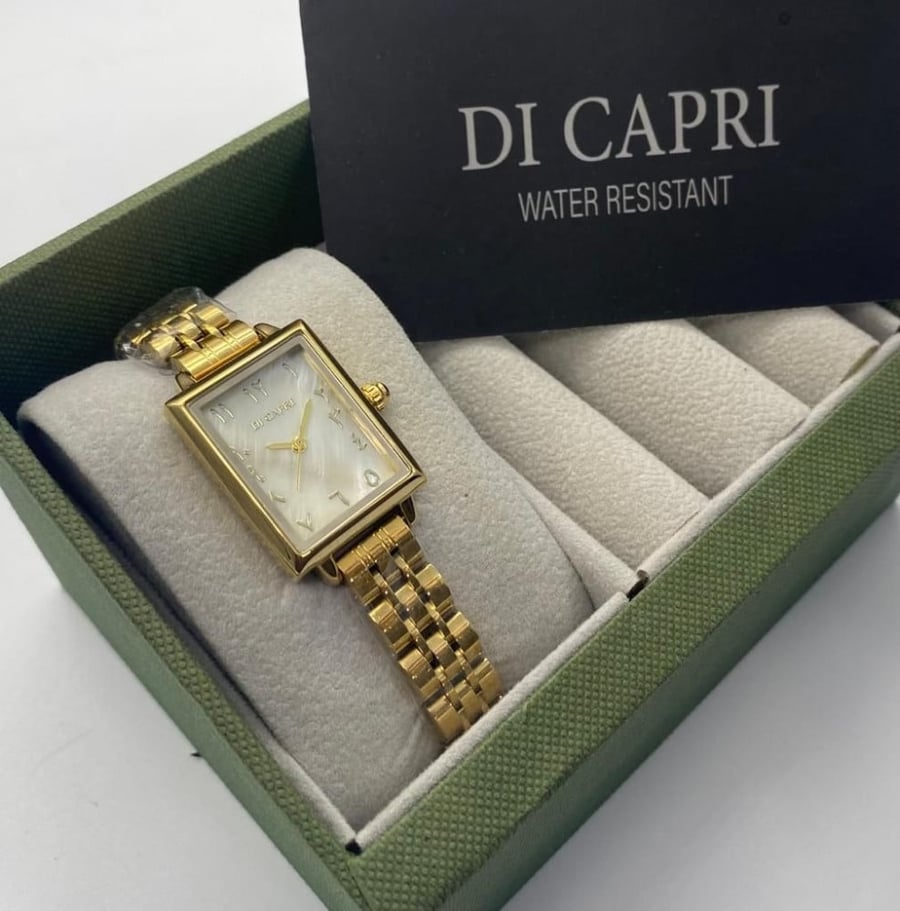 ساعة نسائية  - ماركة  DI CAPRI WATER RESISTANT