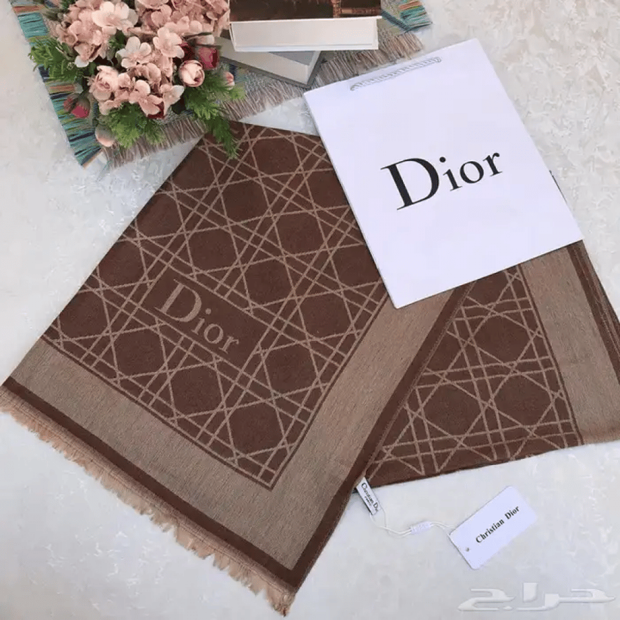 شال - ديور