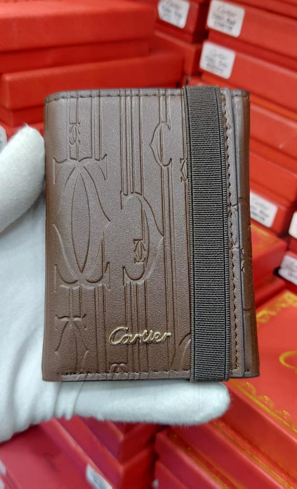 محافظ رجالية - Cartier