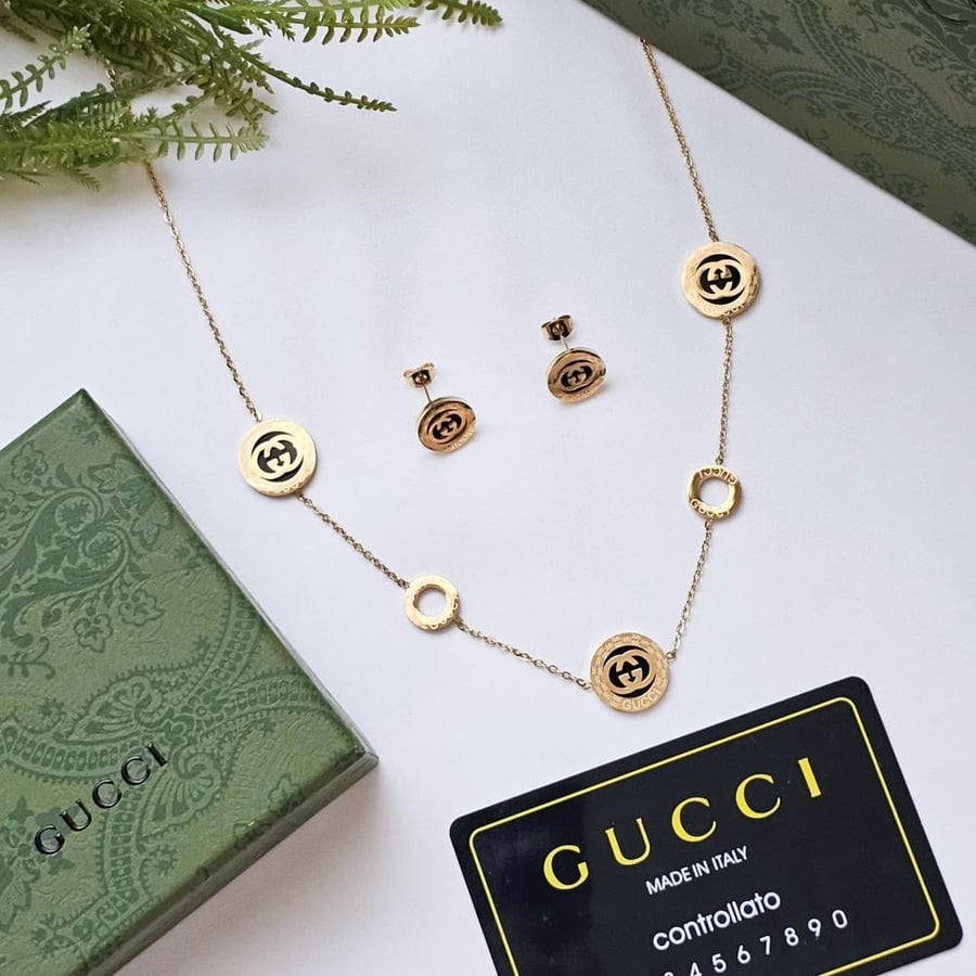 سلسال مع حلق  ماركة - GUCCI