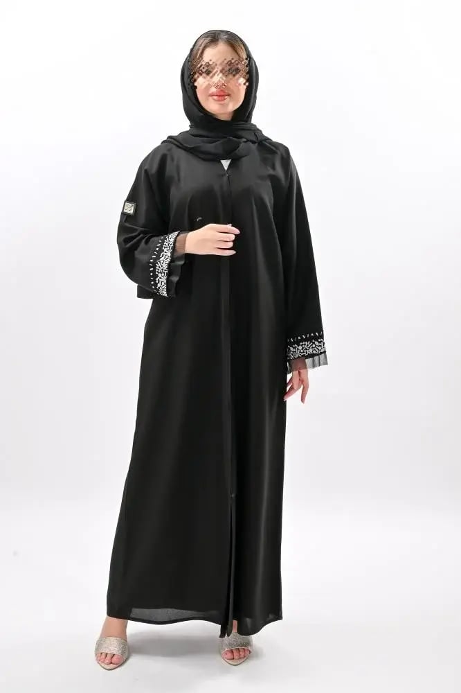 عباية كريب بكلفة ابيض