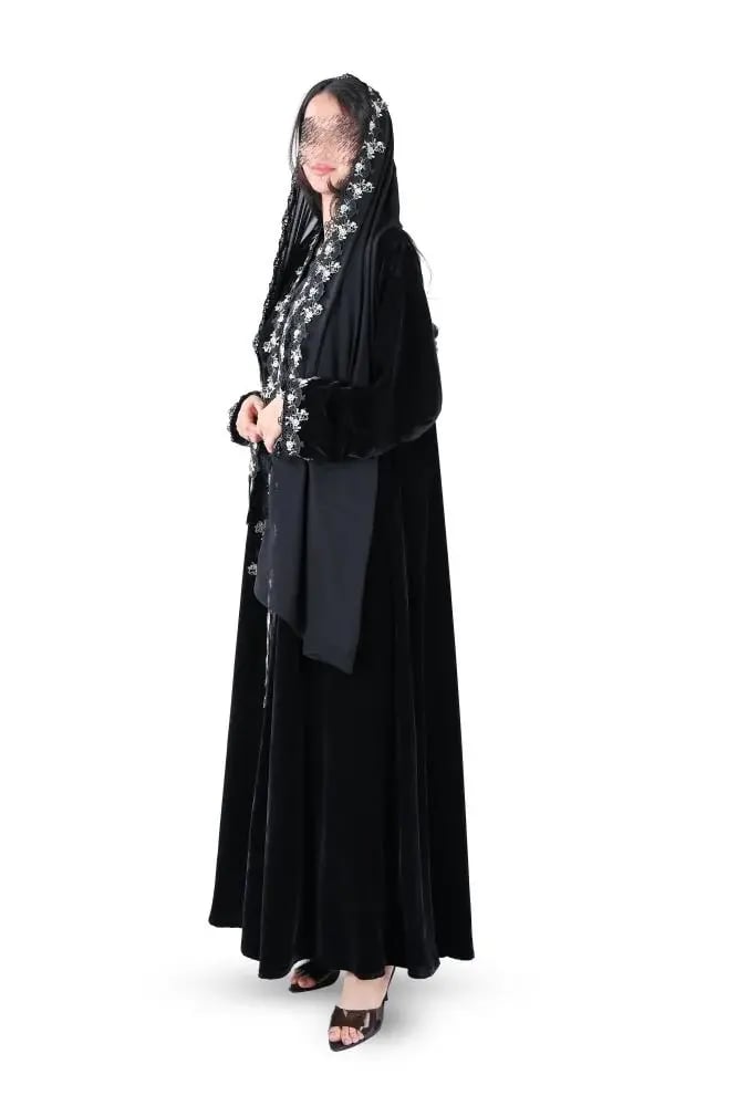 عباية مخمل بكلفة من الامام