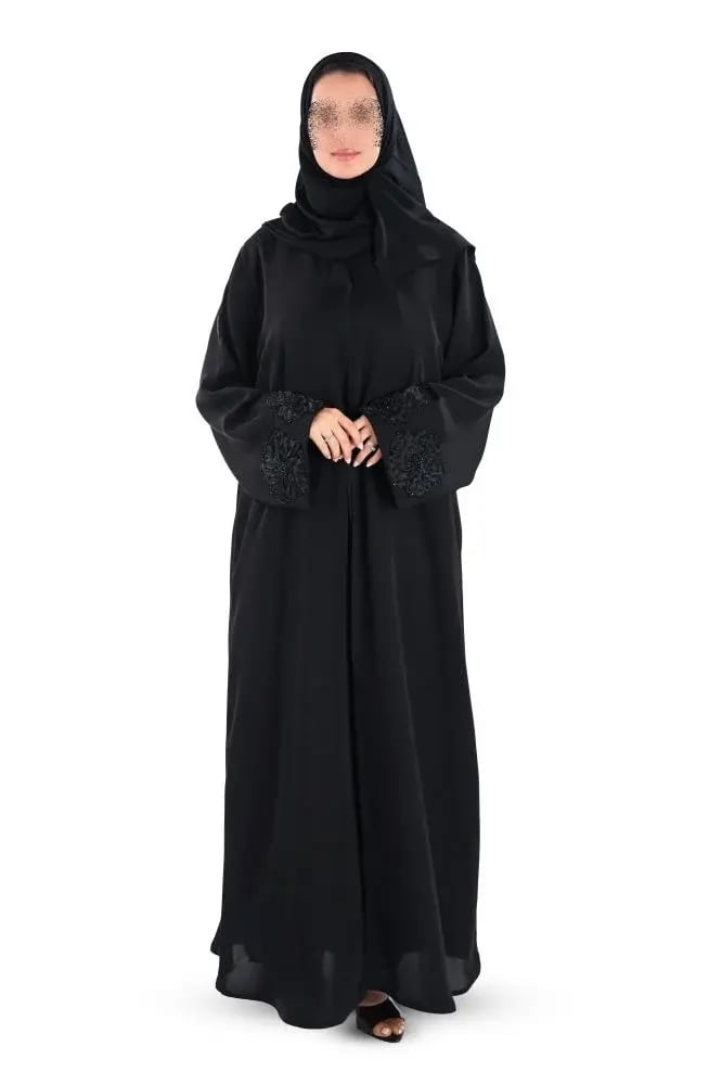 عباية بشك يدوي اسود على الاكمام