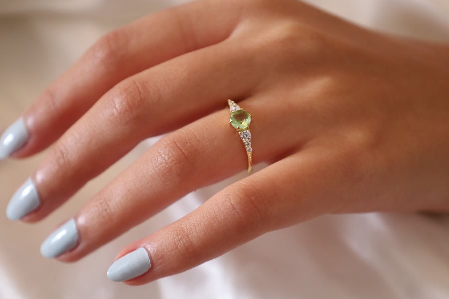 925 silver ring with zircon crystal