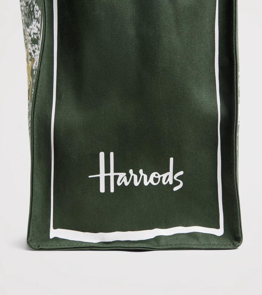 شنطة هارودز Harrods الأصلية – قطن – أخضر – حجم كبير – معالم لندن وشعار مطرز