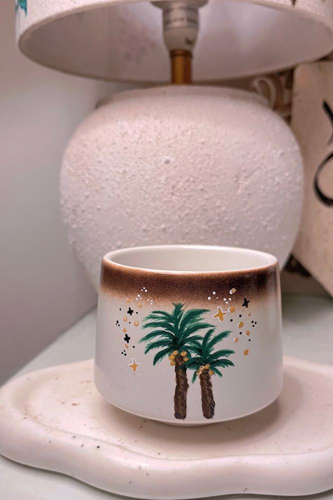Palm tree cup, hand-drawn