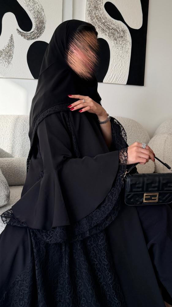 عبايه دانتيل اكمام جورسيه