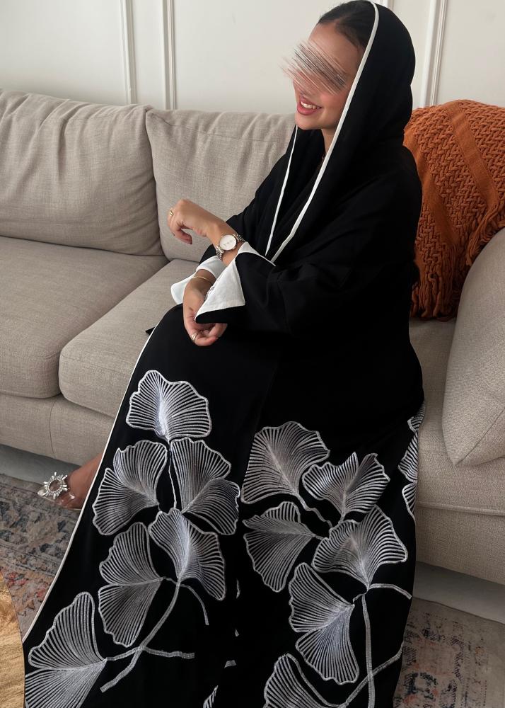 عبايه وصايف