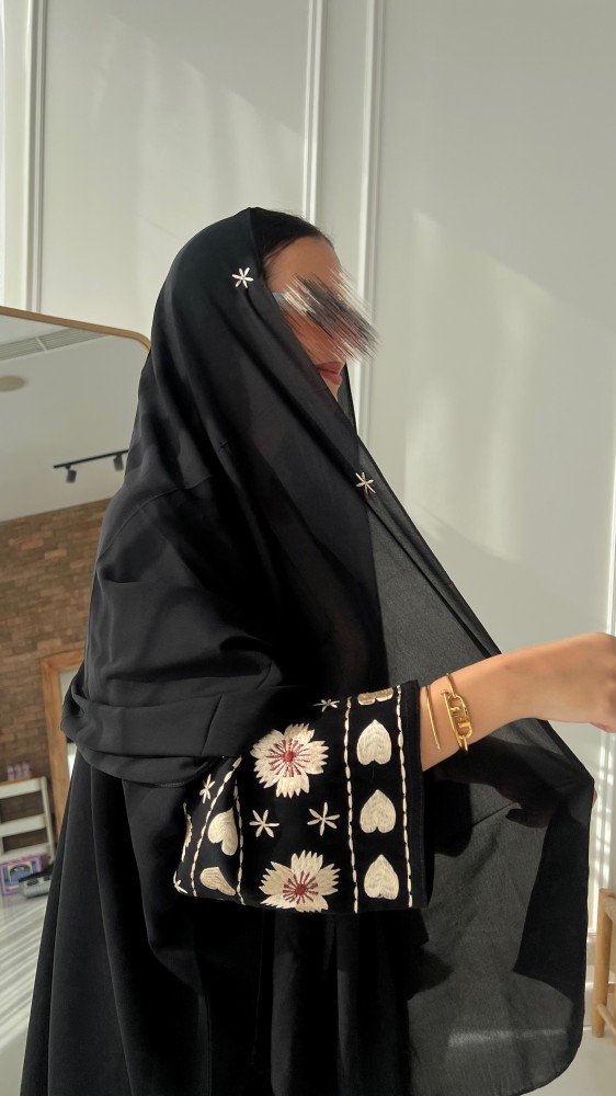 عبايه نجمه