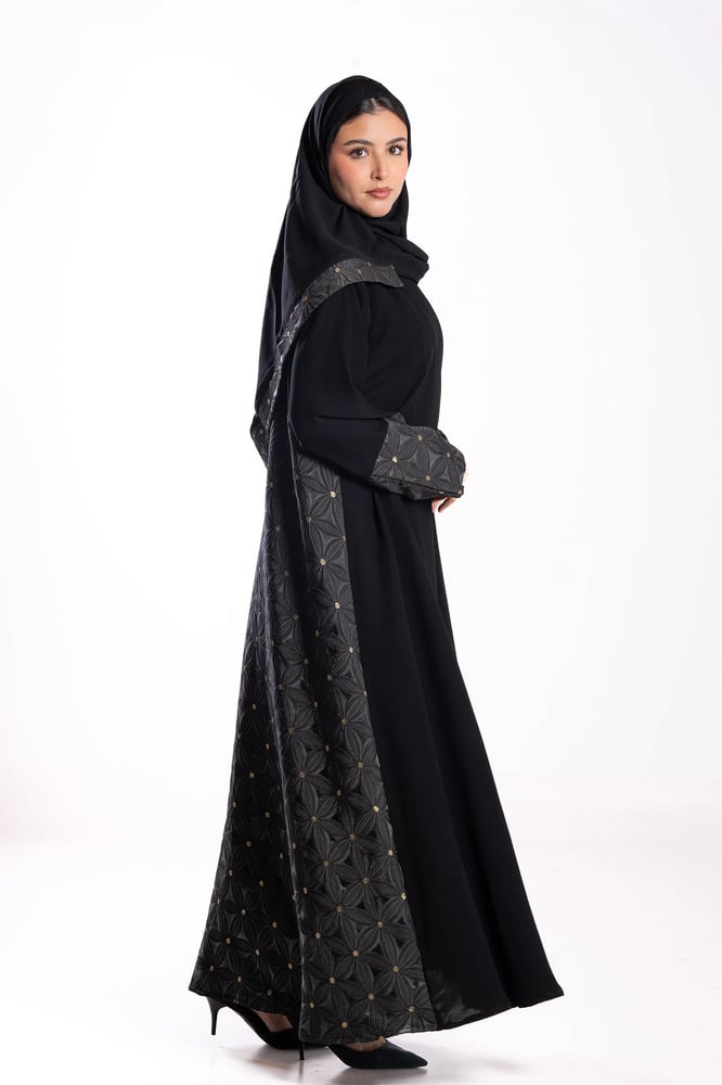 عباية سيرين