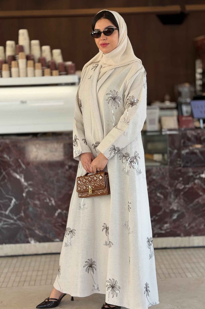 عباية نخيل رمادي مع فضي
