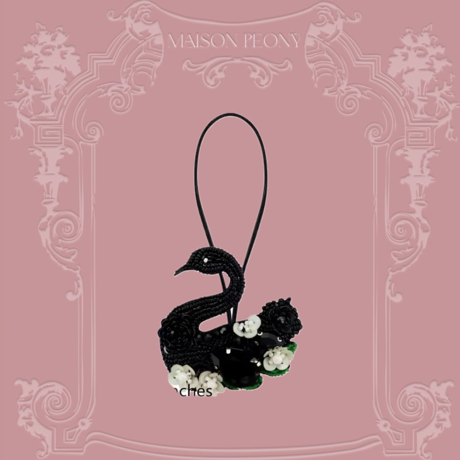 Swan Charm