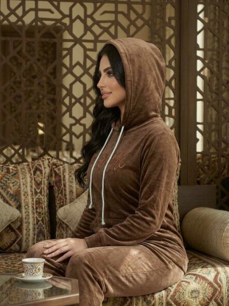 ترنج نسائي مخمل قبع