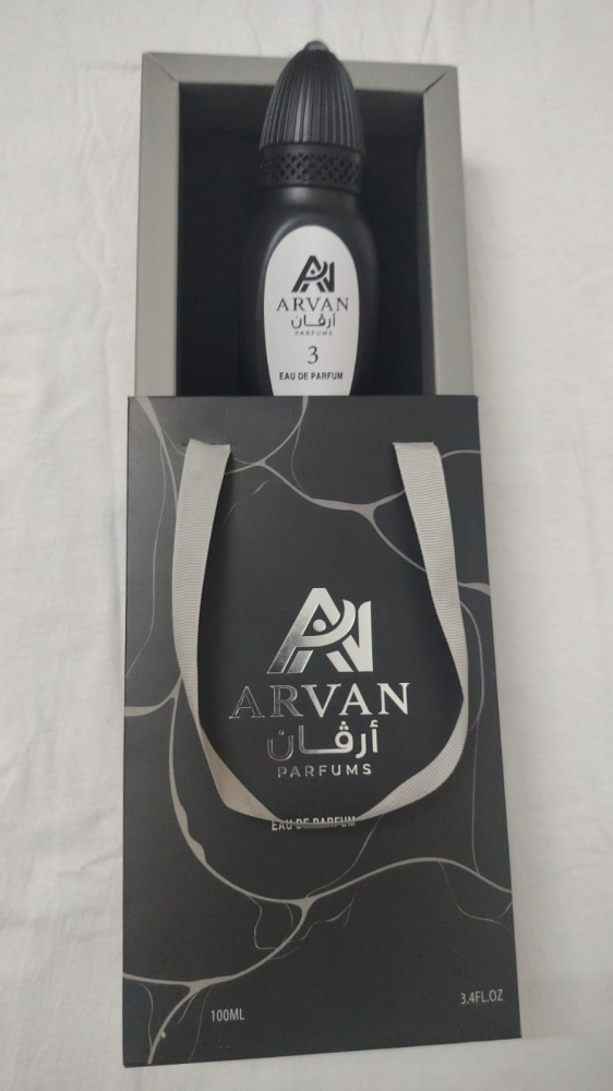 عطر ناعم وانثوي