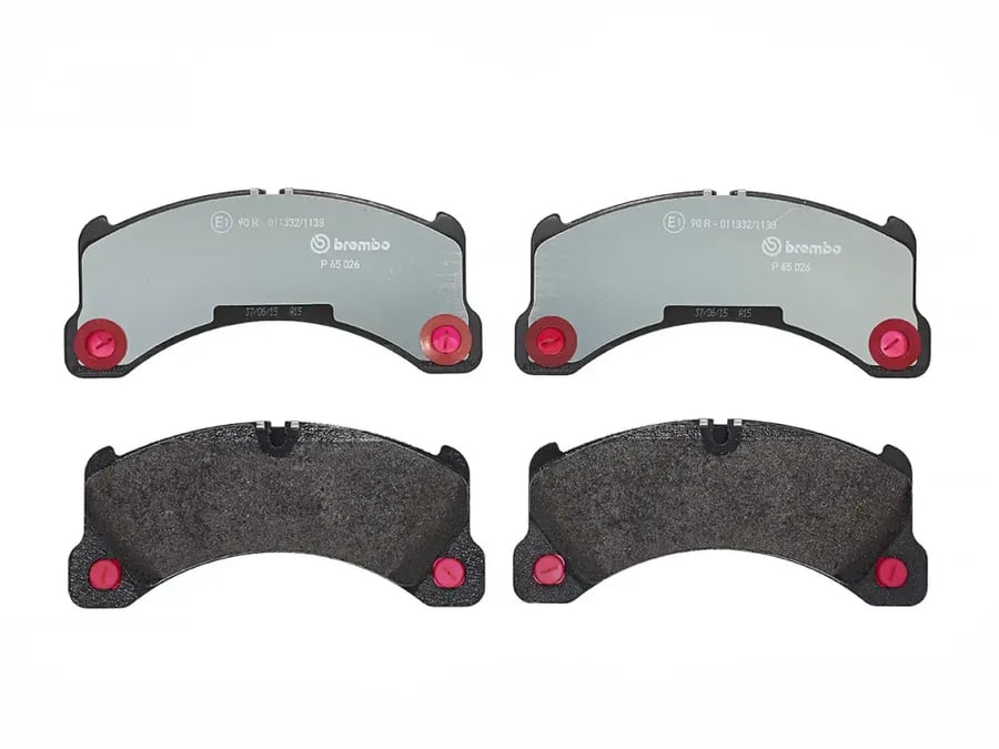 فحمات أمامية Brembo P 65 026