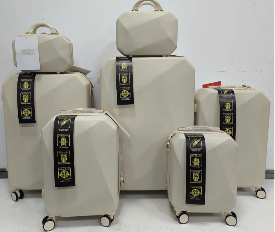 اطقم شنط من ٧ قطع