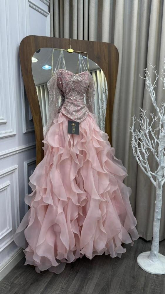 Widad Al-Hami dress