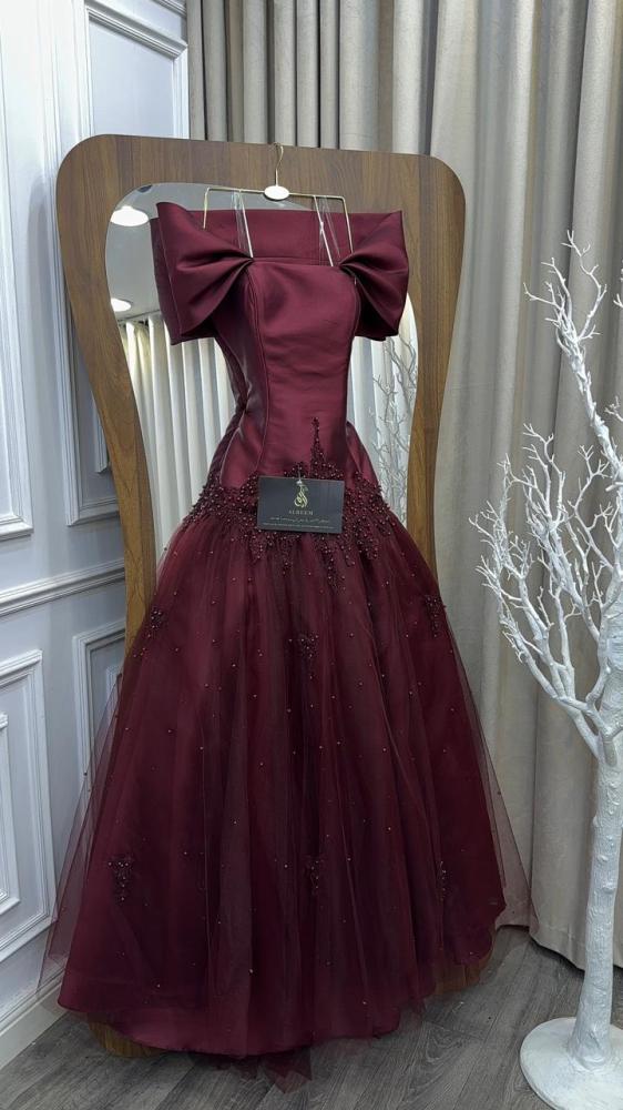 Nesreen Al-Barghandi dress
