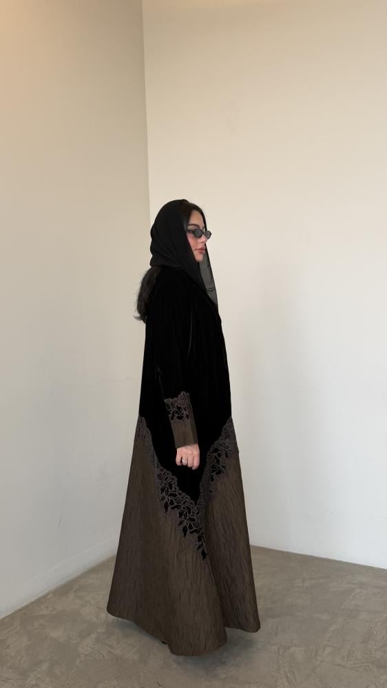 عباية شتوية كريب ملكي