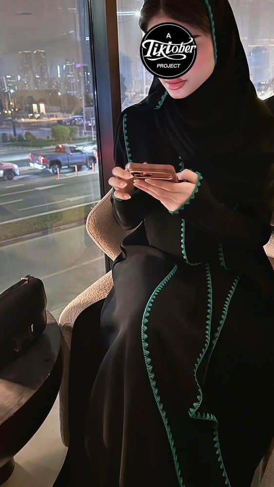 عباية بليزر جديدة وعمليه وانيقة