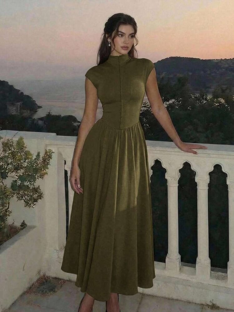 فستان بني طويل برقبة عالية | Anaqa Wear