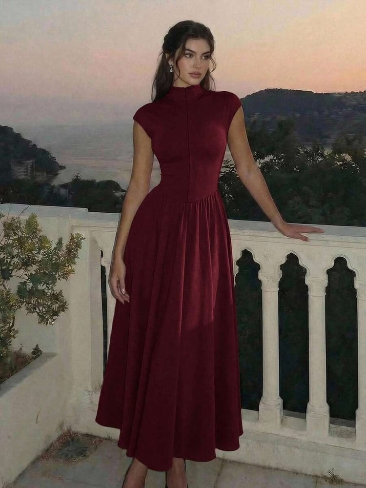 فستان بني طويل برقبة عالية | Anaqa Wear