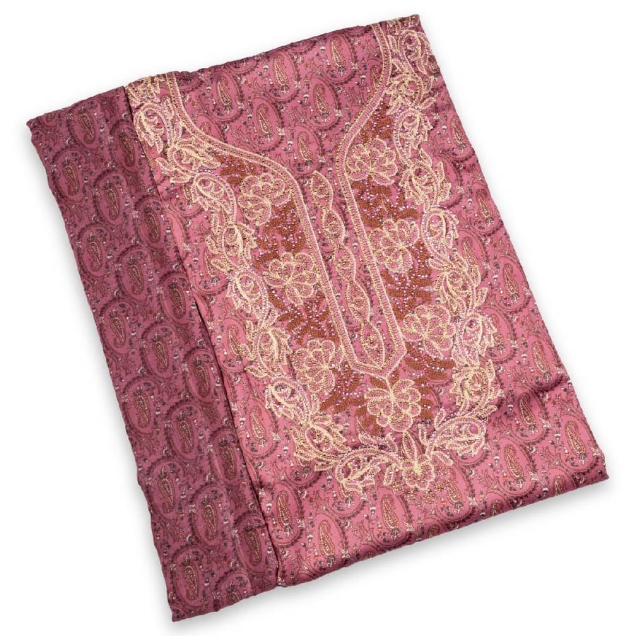 Embroidery with a heritage pattern and gold embroidery with the hijab