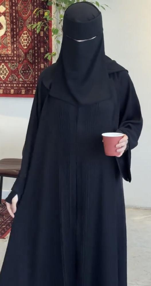 عباية إسلامية بشكل ساتر وجميل