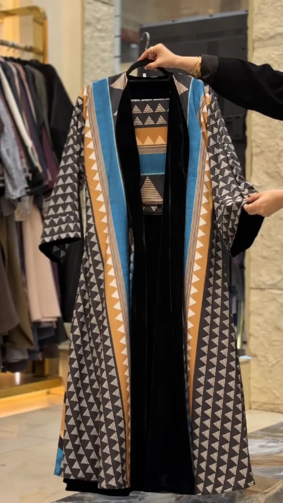عبايه شتوية دبل فيس مخمل