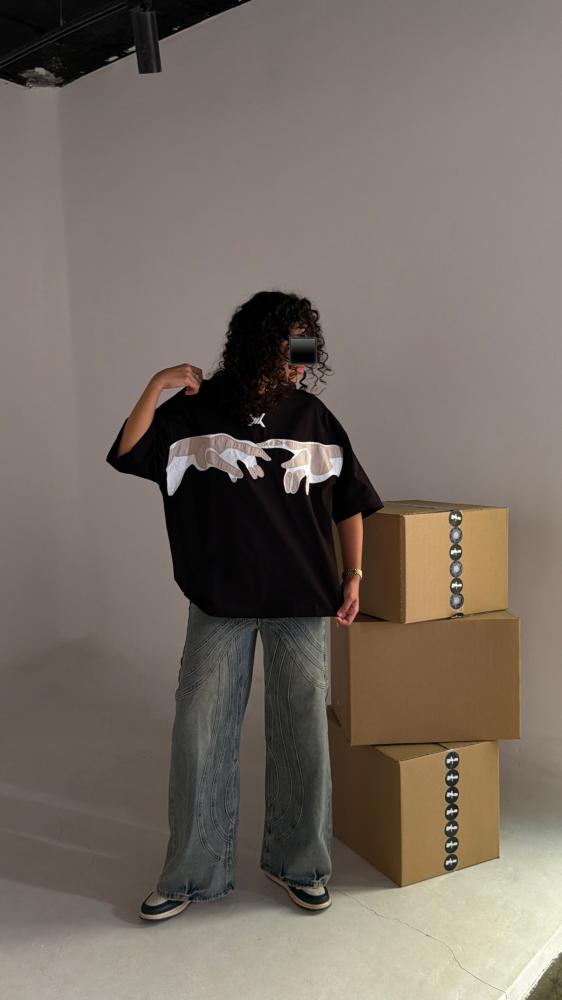 Oversized black T-shirt